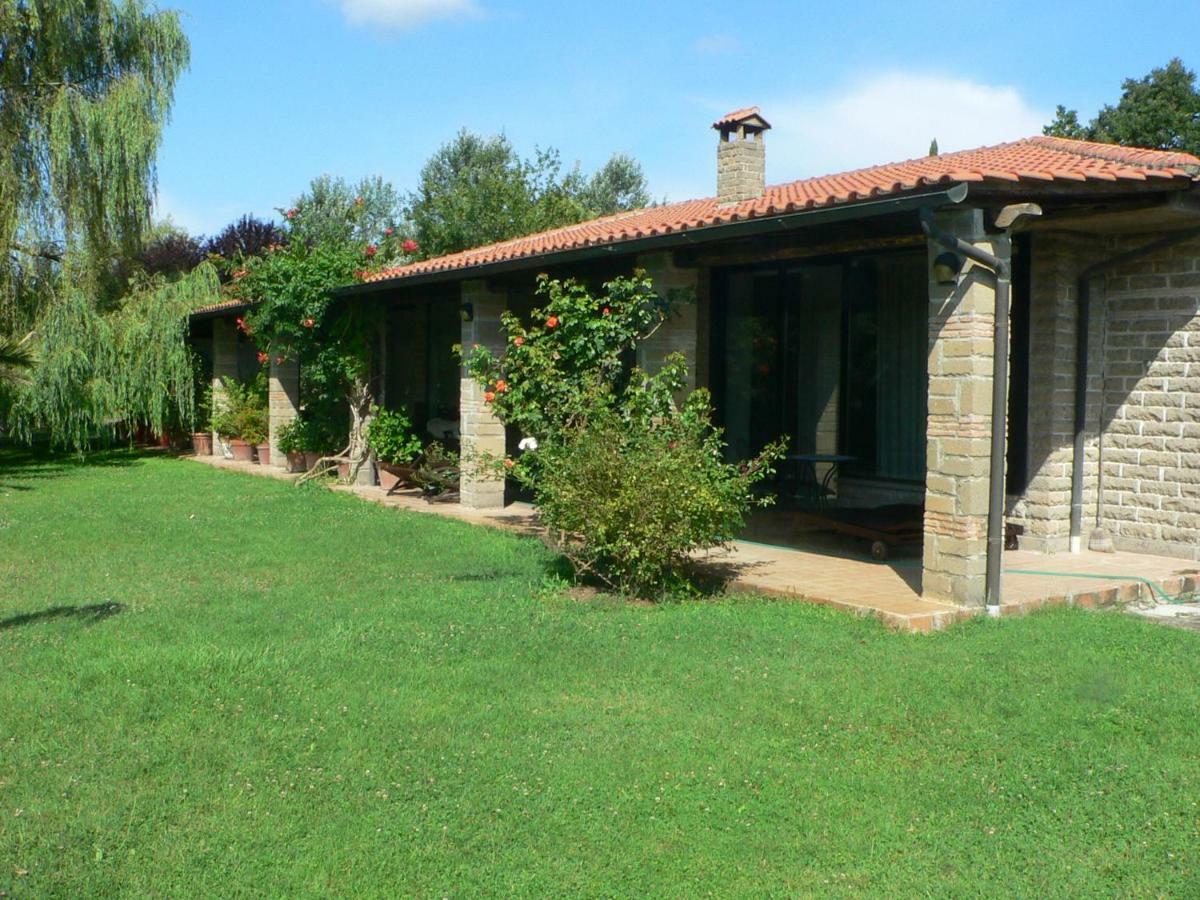 Villa Con Piscina Canale Monterano Exterior foto